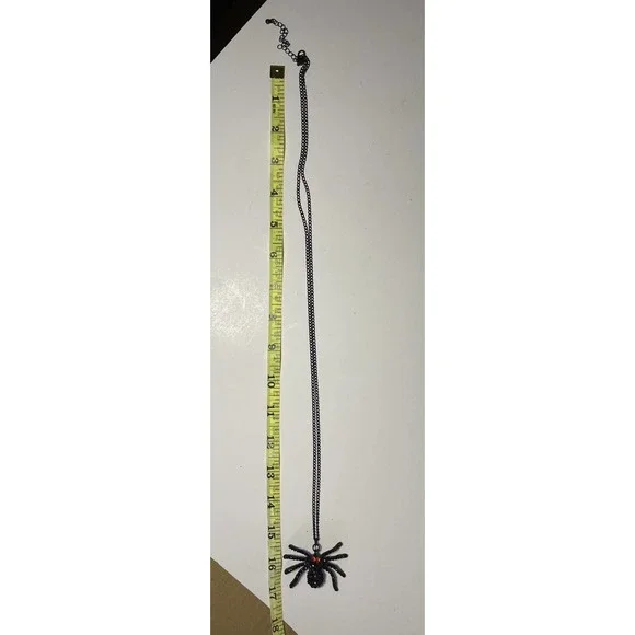 Black Sparkly Rhinestone Spider Necklace Dressy Spooky Halloween Costume Party - Picture 5 of 9